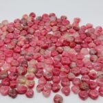 255 pièces-haute-qualité-rose-rhodonite-mixte-quartz-mini-coeur-bricolage-pendentif-gros-cristaux-103847