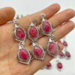 77 pièces Magnifique pendentif Rhodonite Styles Différents