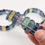 coloré-arc-en-ciel-fluorite-élastique-bracelet-grosse-508291