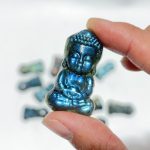 labradorite-de-haute-qualité-bébé-bouddha-sculpture-gros-797869