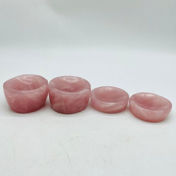 Bol peu profond en quartz rose en gros