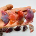 16-pieces-beautiful-red-agate-moon-face-wholesale-crystals-141505