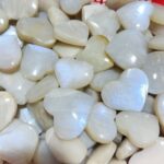 high-quality-moonstone-heart-wholesale-wholesale-crystals-806706