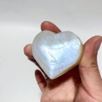 high-quality-moonstone-heart-wholesale-wholesale-crystals-806706